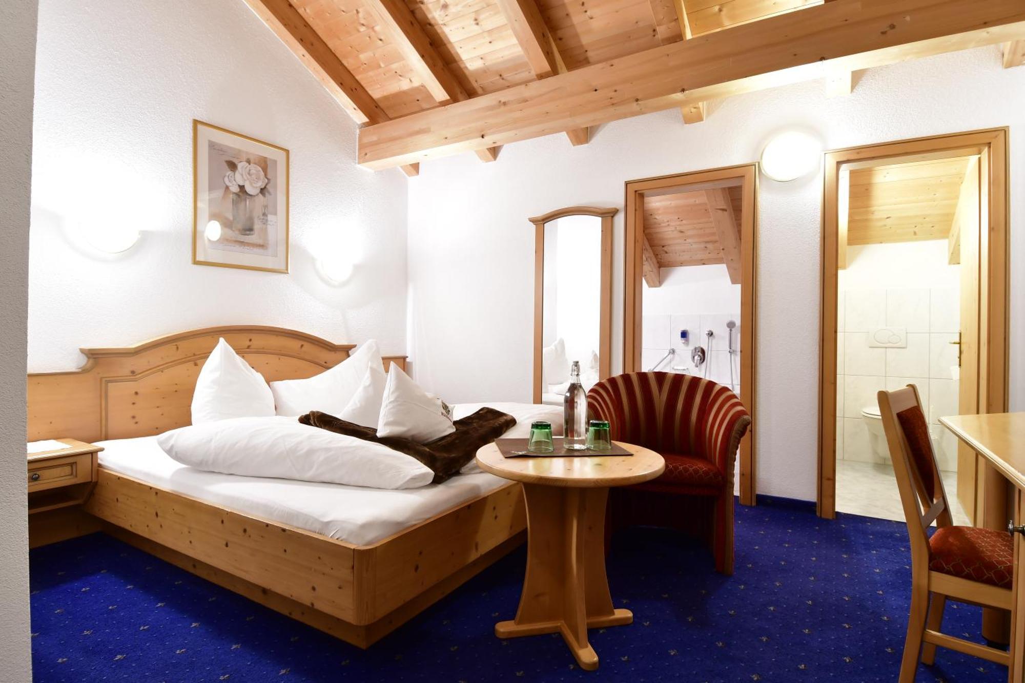 Hoellroah Hotel