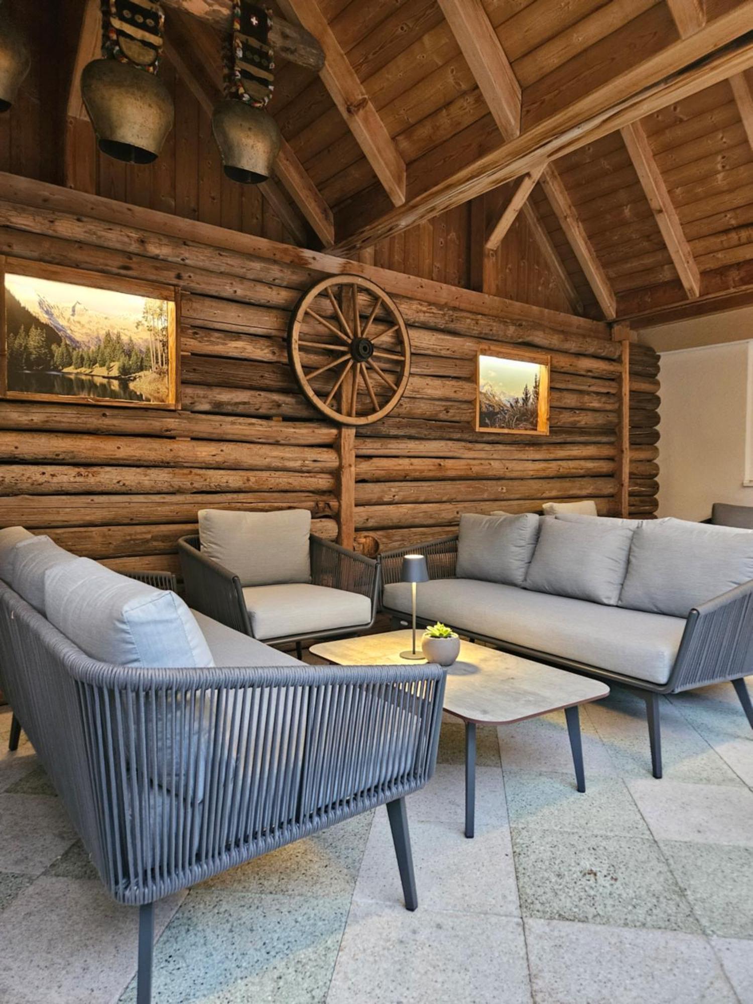Hotel Hoellroah